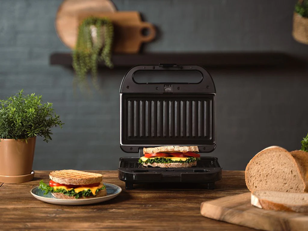 4-I-1 SANDWICHMAKER - Image 7