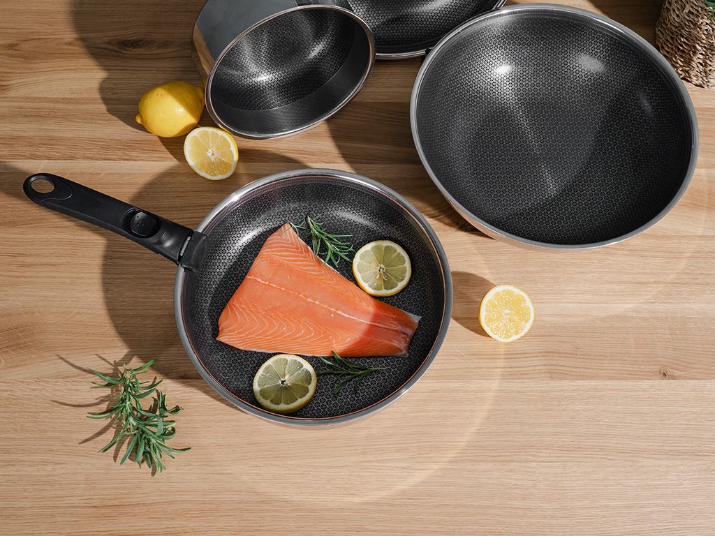 STEKEPANNE MED AVTAGBART HÅNDTAK 30CM SETT - Image 6